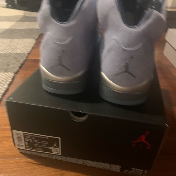 Jordan 5 Retro “Bluebird” - Picture 3 of 5